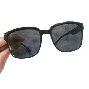 NWOT Black Frame Sunglasses